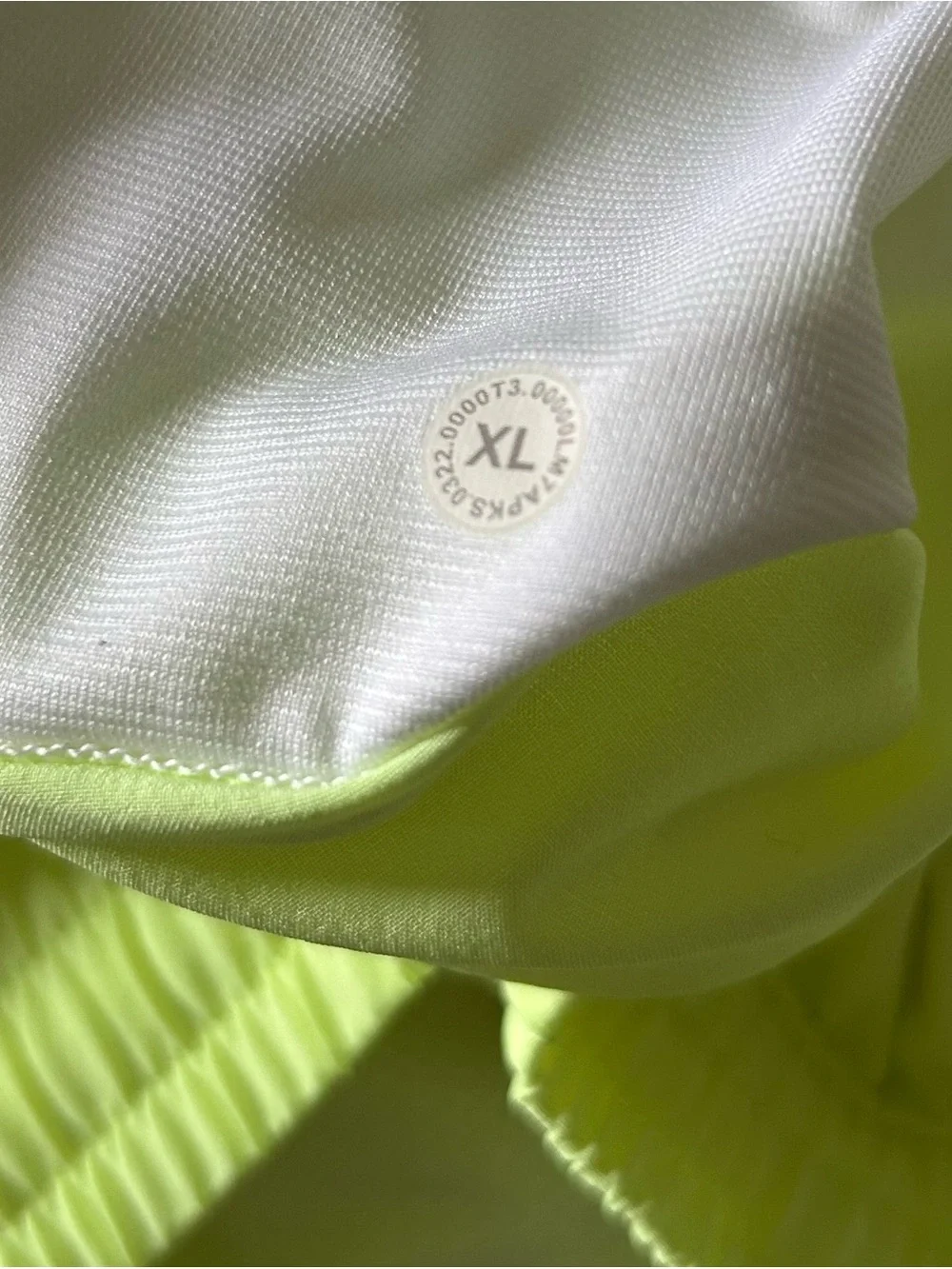 Lululemon pace breaker lined men’s Shorts